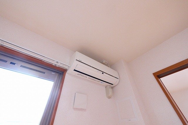 近鉄奈良線 近鉄奈良駅 バス乗車時間：11分 最寄りバス停で下車 徒歩11分 3階建 築16年のその他写真