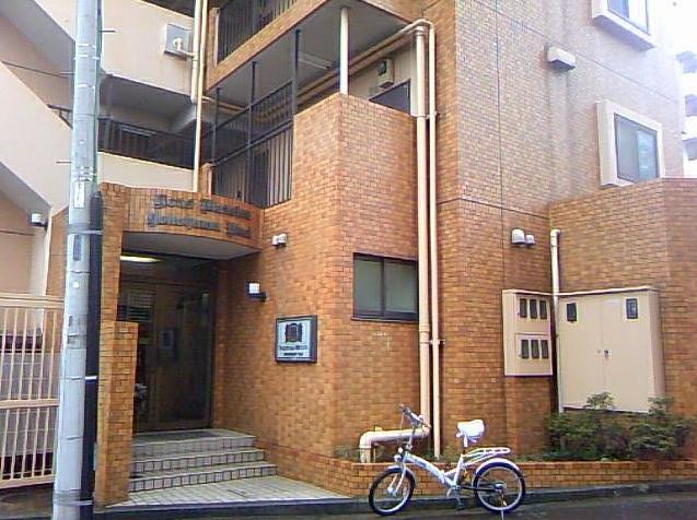 相鉄本線 西横浜駅 徒歩6分 8階建 築42年の外観写真