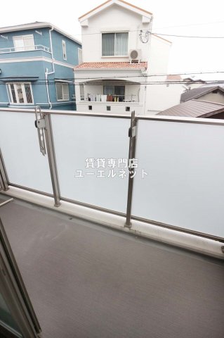 バルコニー　バルコニー付きで採光＆風通し良好！