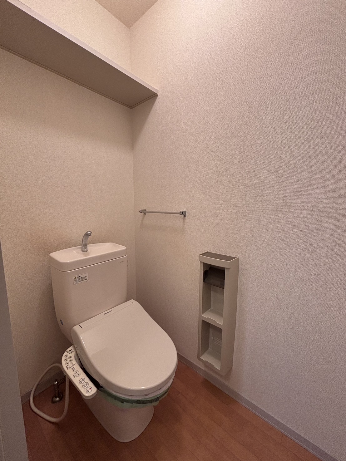 ＪＲ加古川線 滝野駅 徒歩23分 2階建 築27年のトイレ写真