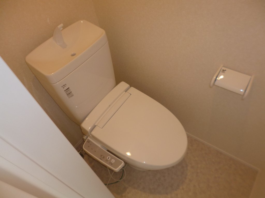 京成本線 公津の杜駅 徒歩10分 2階建 築12年のトイレ写真