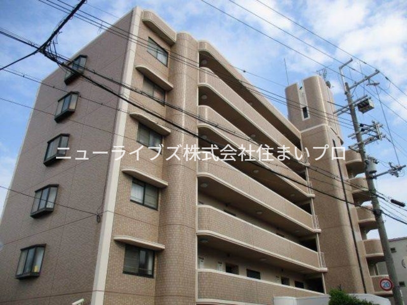 マンショングランメールの外観写真