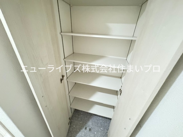 ＪＲ片町線 寝屋川公園駅 徒歩12分 3階建 築3年の内装写真