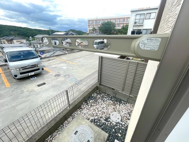 庭　掲載写真は退去前に撮影したものです。現況と異なる場合は「現況