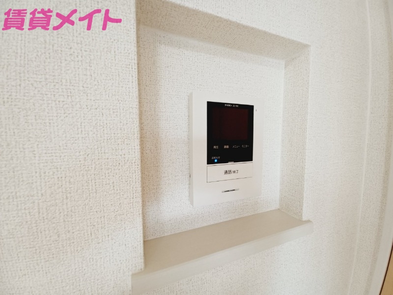 セキュリティ　同型反転写真