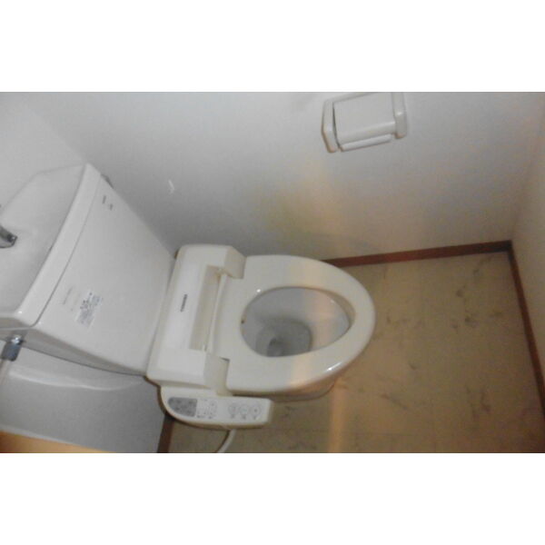 札幌市電 西線６条駅 徒歩4分 4階建 築19年のトイレ写真