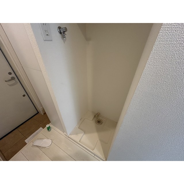 バス・シャワールーム　コンパクトで使いやすいお風呂です