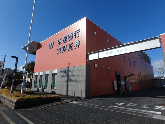 銀行　京都銀行草津支店（銀行）まで764m