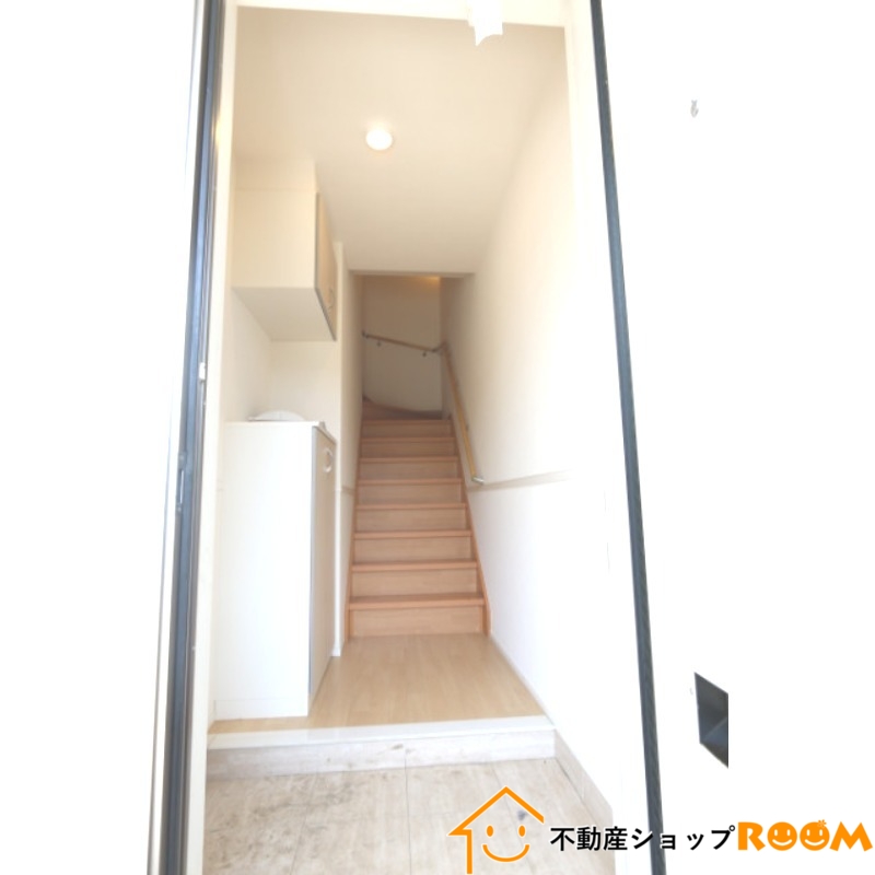 ＪＲ鹿児島本線 西牟田駅 徒歩74分 2階建 築10年の玄関写真