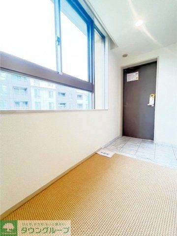 玄関　お問合せはタウンハウジングまで！※現地待合わせ相談可能