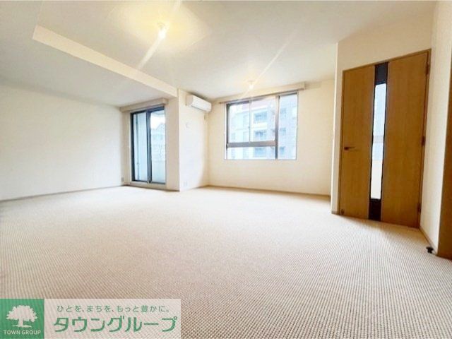 居室・リビング　お問合せはタウンハウジングまで！※現地待合わせ相談可能