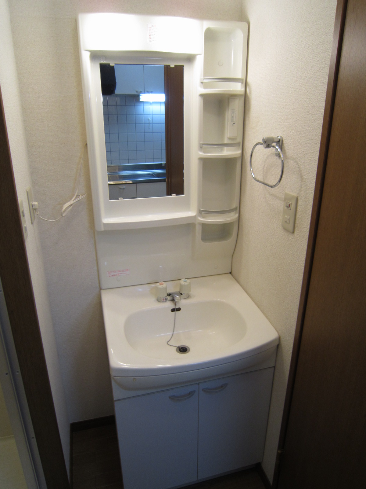 洗面設備　独立洗面台