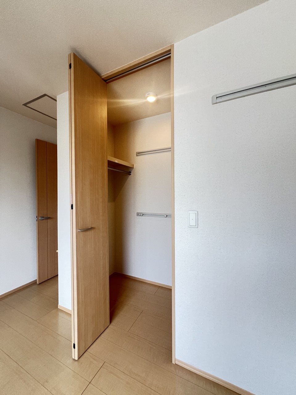 収納　※同物件の別部屋です。