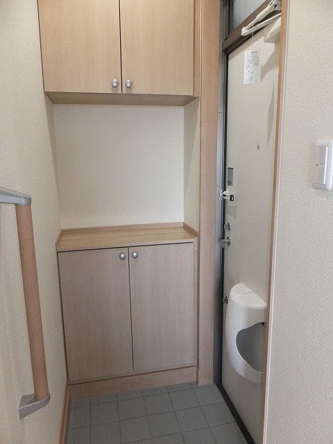 玄関　上下段シューズボックス