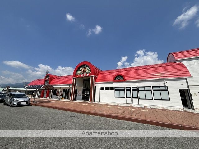 コンビニ　ファミリーマート（コンビニ）まで345m