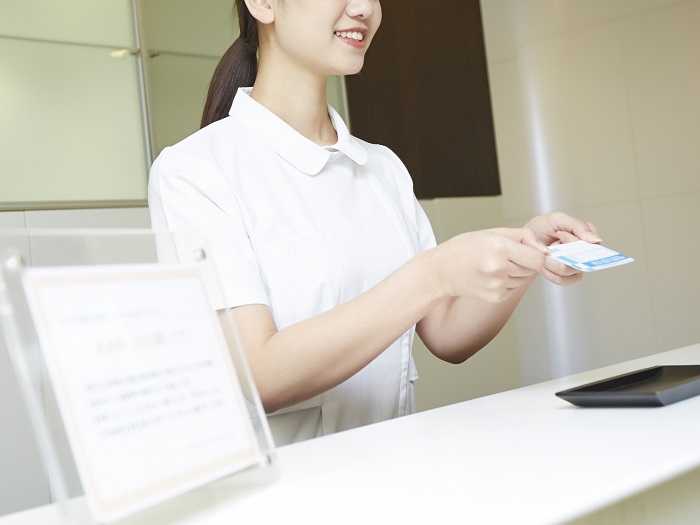 病院　せせらぎ病院　車３．１分（病院）まで1600m