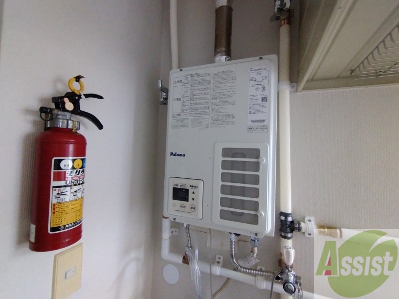 その他設備　給湯器は簡単操作で温度調整もラクラクです！
