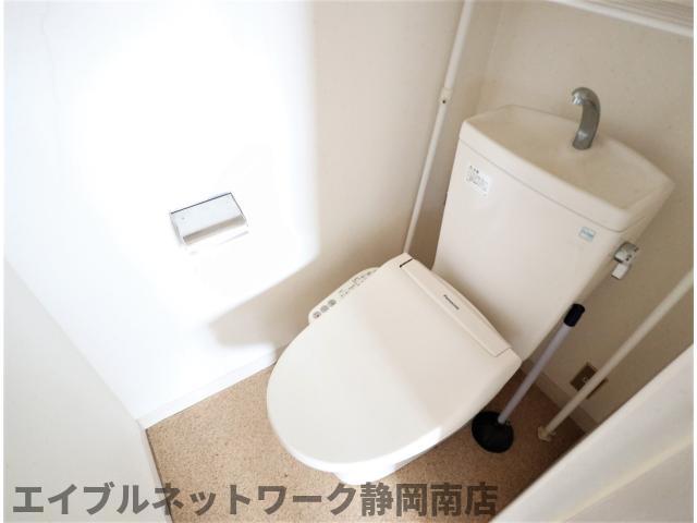 トイレ　シンプルで使いやすいトイレです