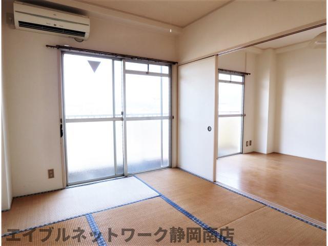その他　落ち着いた雰囲気の和室付きです