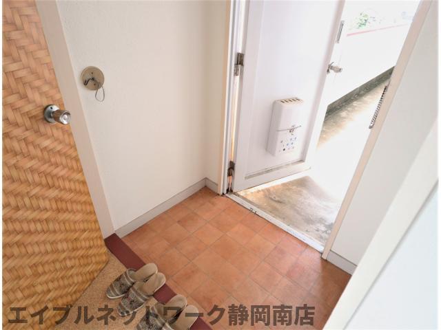 玄関　ゆったりとした玄関です