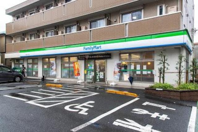 コンビニ　ファミリーマート豊玉北六丁目店（コンビニ）まで323m