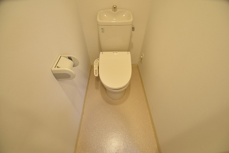 岡山電軌東山本線 東山・おかでんミュージアム駅 徒歩25分 2階建 築23年のトイレ写真