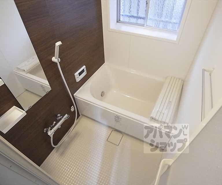 バス・シャワールーム　追い炊き機能付バス