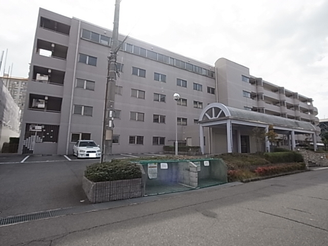 神戸市西区糀台のマンションの建物外観