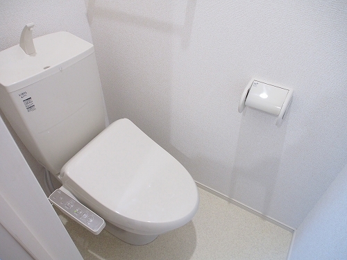 【姫路市仁豊野のアパートのトイレ】