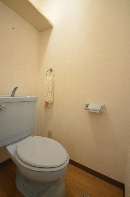 トイレ　別号室の写真