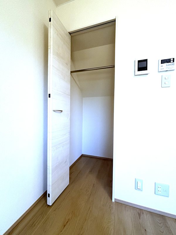 収納　1Kの間取に充分な収納ですね