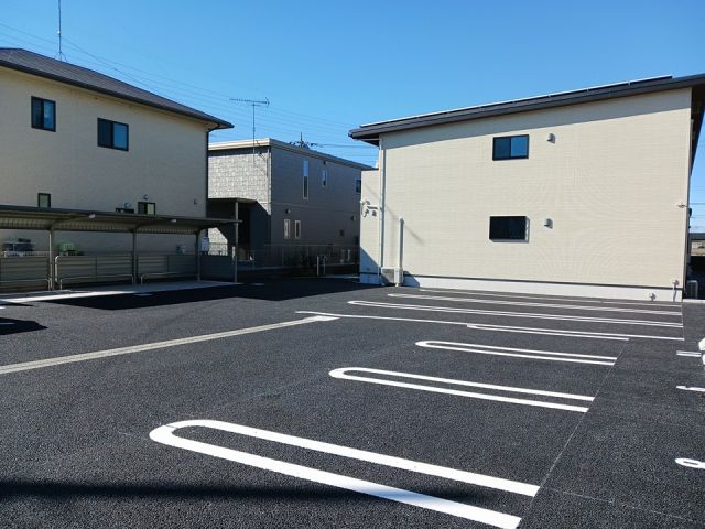 【館林市大街道のアパートの駐車場】