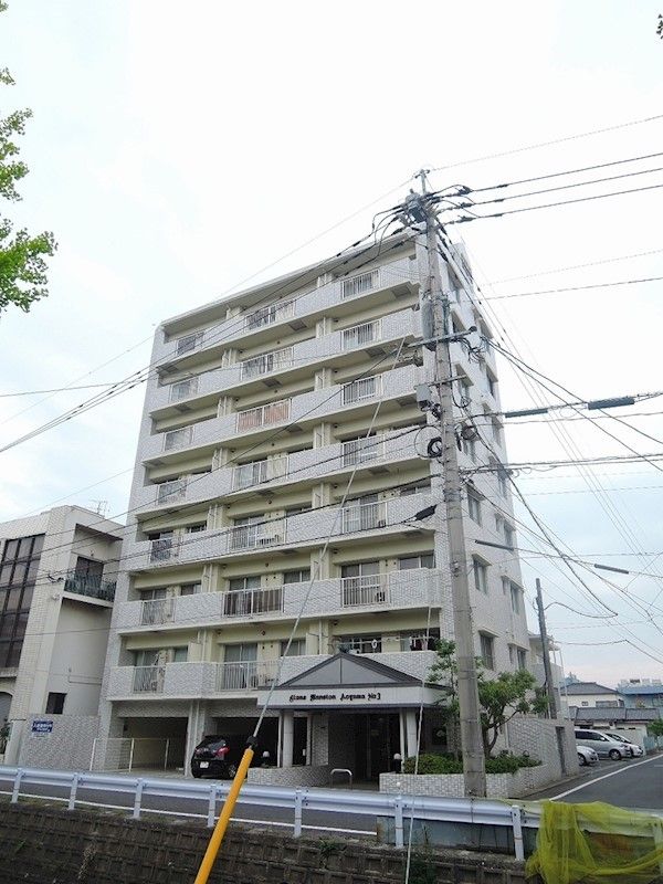 北九州市八幡西区穴生のマンションの建物外観