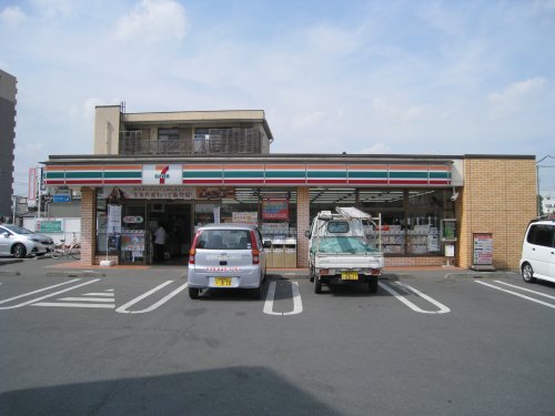 コンビニ　セブンイレブン 栃木駅前通り店（コンビニ）まで1033m