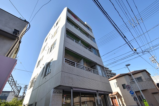 広島市西区己斐本町のマンションの建物外観