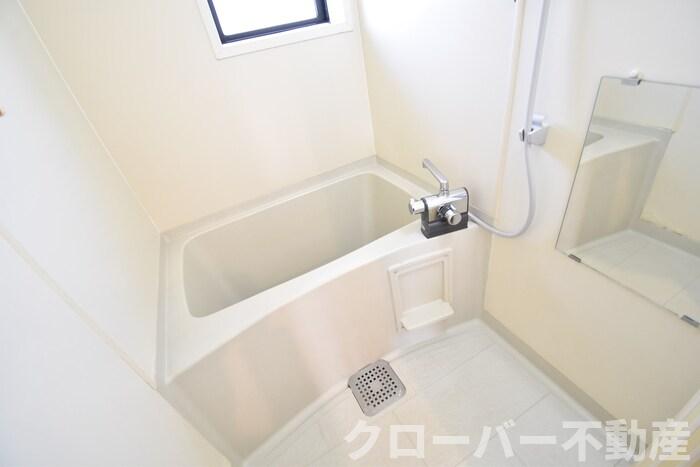 バス・シャワールーム　浴室