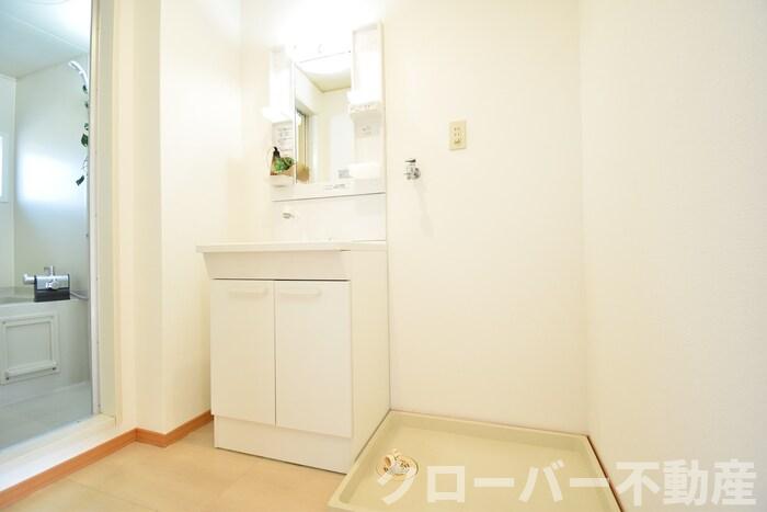 洗面設備　洗髪洗面化粧台・室内洗濯機置場