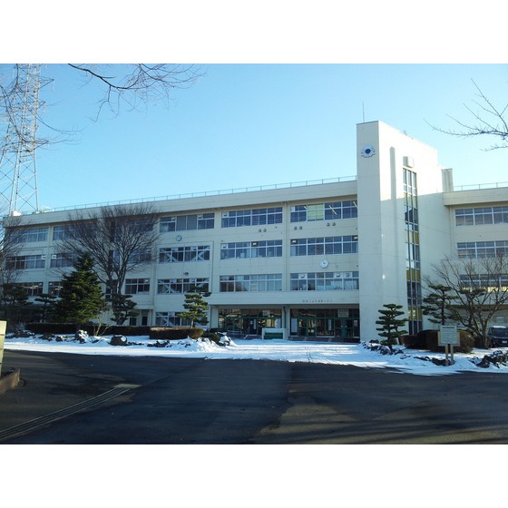 中学校　仙台市立向陽台中学校（中学校）まで1630m