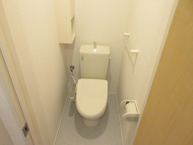 トイレ　ウォシュレット付き