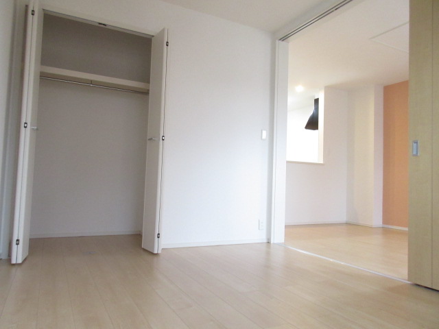 収納　大きな収納で荷物もすっきり片付きます。