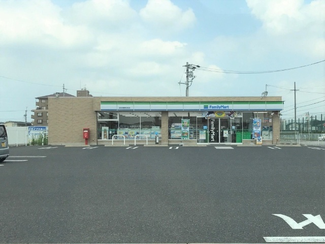 コンビニ　ファミリーマート北名古屋熊之庄店（コンビニ）まで568m