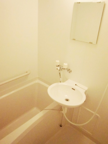 バス・シャワールーム　浴室換気乾燥機付