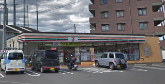 コンビニ　セブンイレブン　船橋飯山満町２丁目店（コンビニ）まで858m