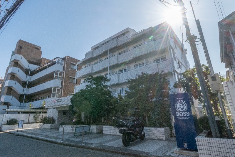 【ウィンベルソロ大泉学園の建物外観】