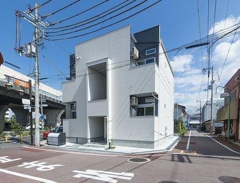 シャンティ北余部の建物外観