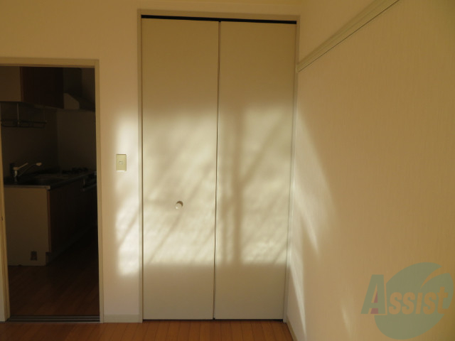 収納　クローゼットがありました。お洋服や荷物はここへ