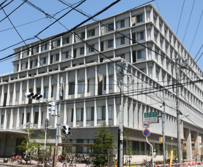 病院　東京ベイ・浦安市川医療センター（病院）まで570m