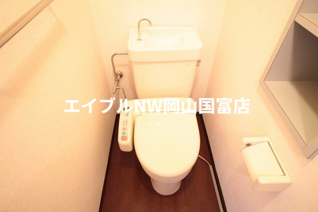 トイレ　ウォシュレット付きトイレ