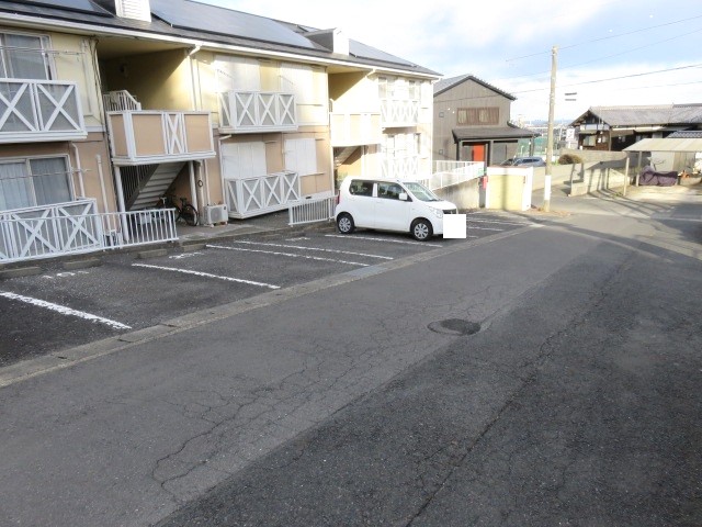 駐車場　令和7年2月撮影