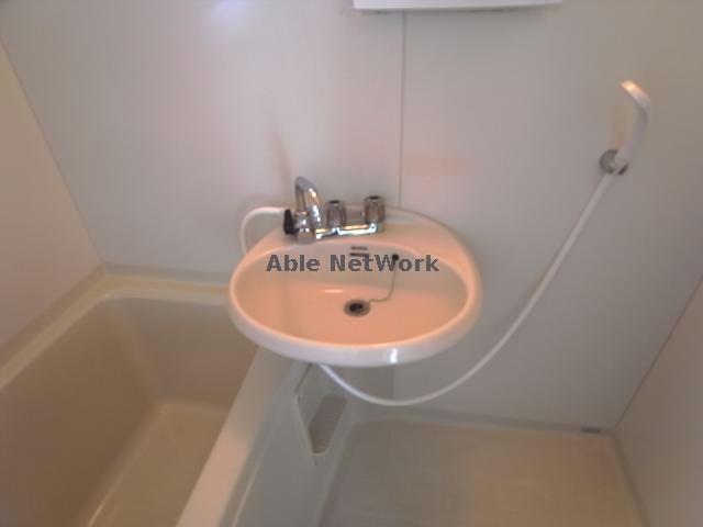 洗面設備　※別部屋写真参照